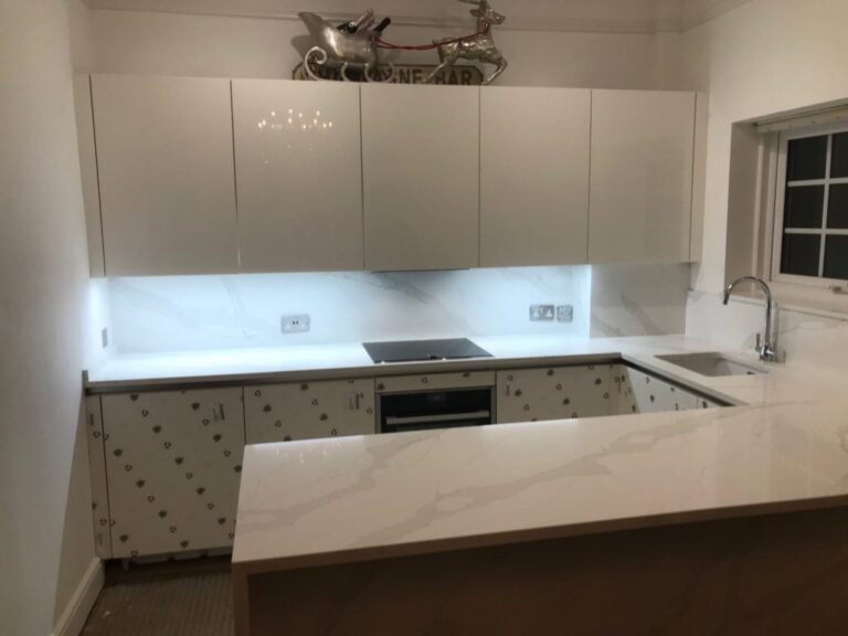 calacatta gold quartz countertop kitchen